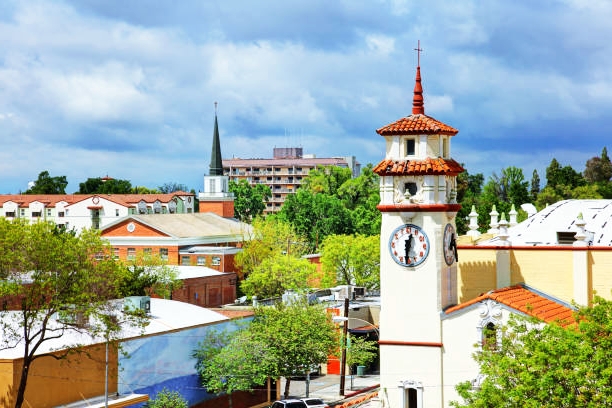 image of downtown Visalia
